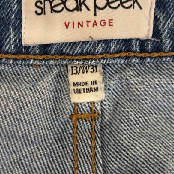 Sneak Peek Vintage Light Blue Denim - Picture 2 of 10